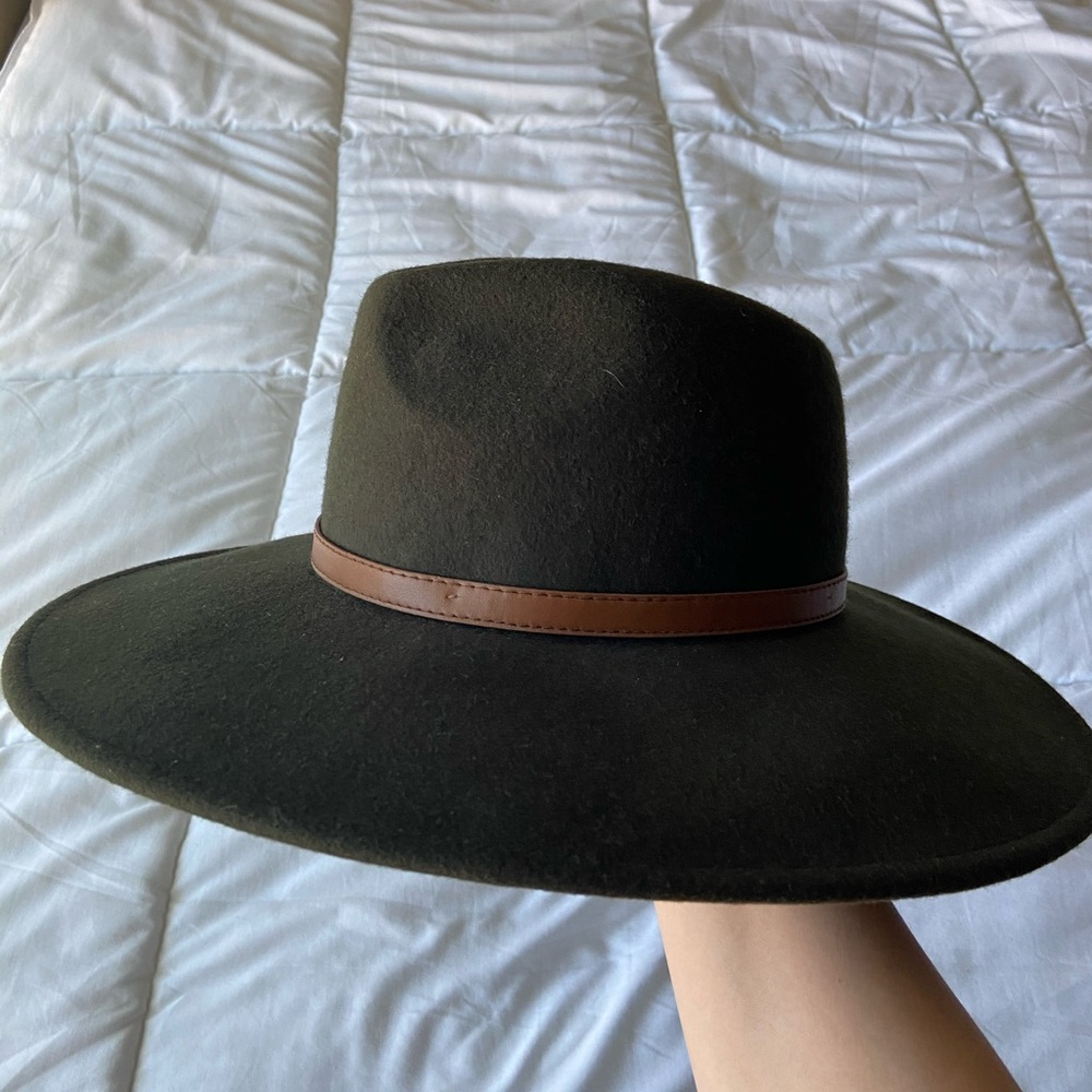 Dark Green Wide Brim Fedora Style Hat